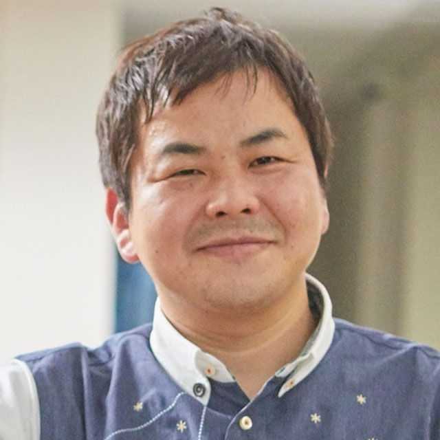 小塩 篤史